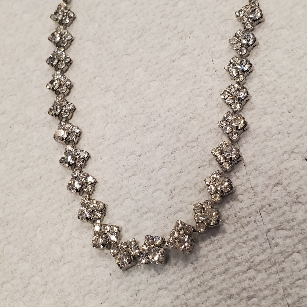 Gorgeous Vintage Rhinestones ornament silver bogoff necklace🌴